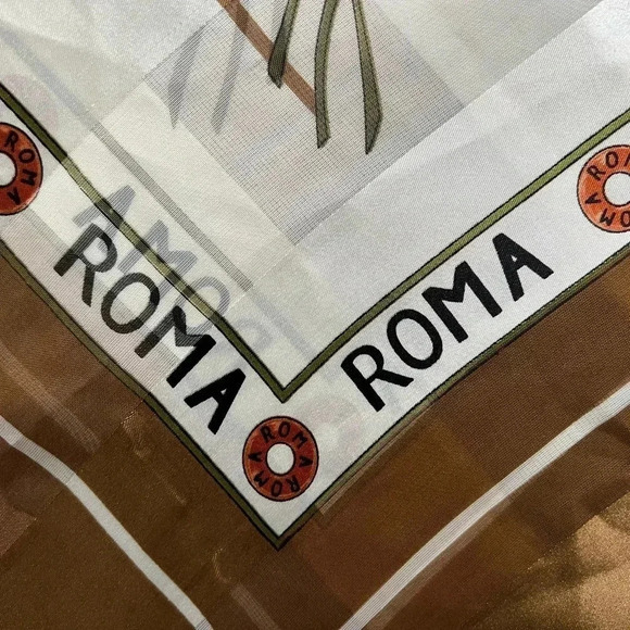 VINTAGE: Roma (Rome) Italy souvenir women’s scarf. - Picture 8 of 8